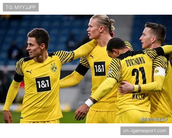 法兰克福2-0霍芬海姆,主队两球均来自由守转攻的前10秒内。